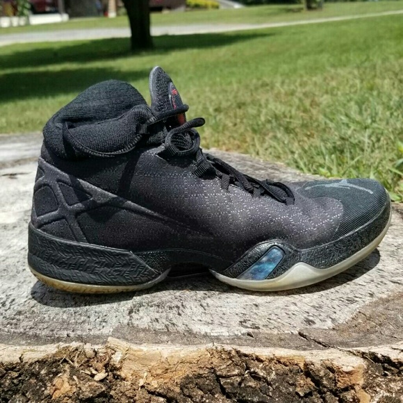 *bundle* Jordan 30 + Kyrie 2 - Picture 6 of 6